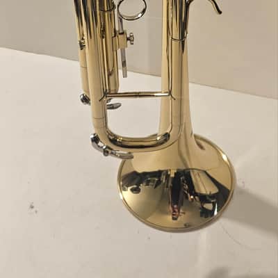 Mendini By Cecilio Bb Trumpet - Brass, Gold Trumpets w/Instrument Case, Cloth, Oil image 10