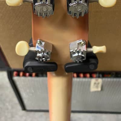 Danelectro Longhorn Bass image 7