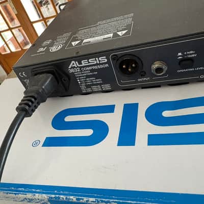 Alesis 3632 Dual-Channel Compressor / Limiter / Gate 2000s - Black image 9