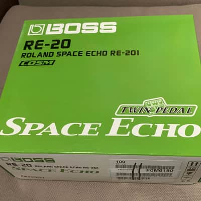 Boss RE-20 Space Echo 2007 - Present - Green image 5
