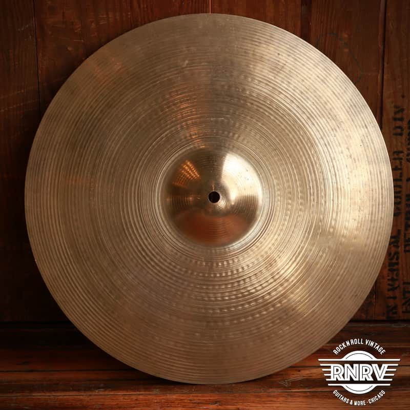 1970s Zildjian Avedis 16" Crash Cymbal (960g) image 1