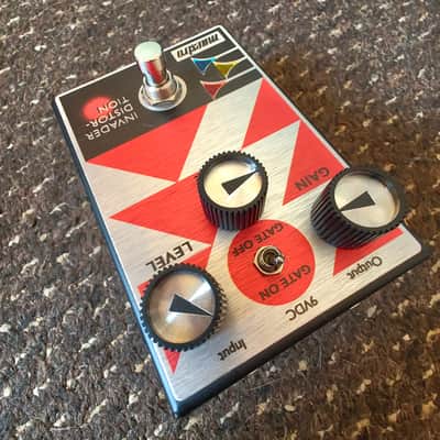 Maestro Invader Distortion guitar pedal - refurbished image 4