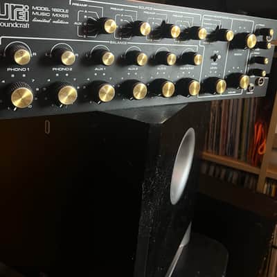 Urei 1620LE +E&S isolator image 5