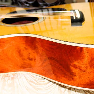 2021 Martin Custom Shop 000/OM-28 Quilted Bubinga image 11