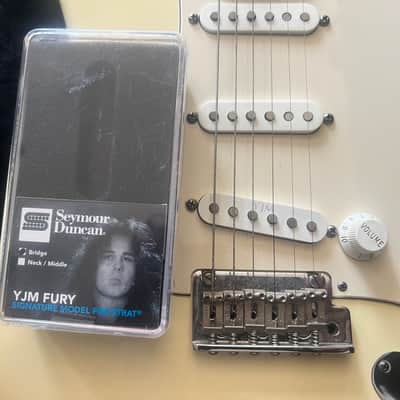 Fender American Standard Stratocaster 2012 with Seymour Duncan YJM  Signature Bridge Pickup image 22