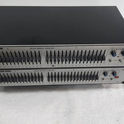 Klark Teknik DN 332 Dual Channel 2/3 Octave Graphic Equaliser image 7
