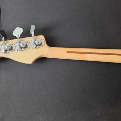 Fender Standard Jazz Bass with Rosewood Fretboard 2009 - 2018 Natural image 5