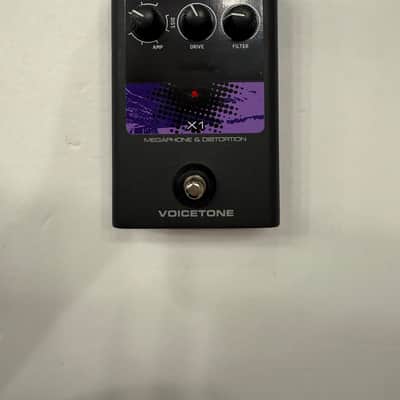 TC Helicon Voicetone X1 Megaphone & Distortion Vocal Effect Pedal + Box & PSU image 3