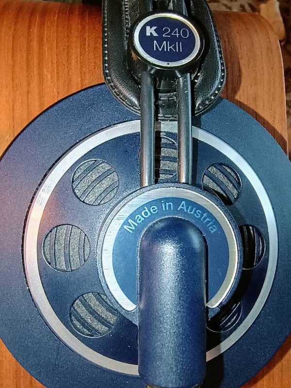AKG Made in Austria K240MKII Professional 55 Ohm Headphones