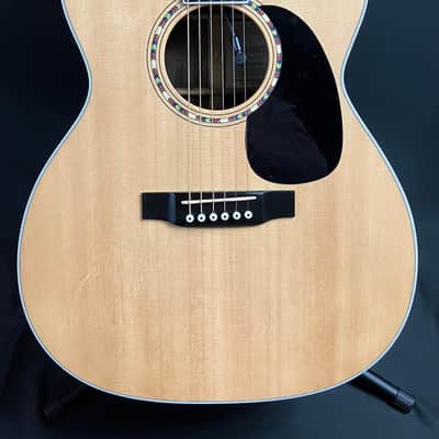 Martin JC-16RGTE Premium Jumbo Cutaway Acoustic-Electric Guitar Gloss Top Natural w/ OHSC image 2