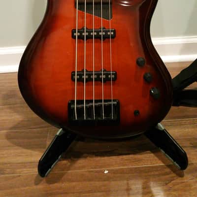 MTD Michael Tobias Grendel 5 V Bass; Bart Pre & Single Coils, 35" Scale, Czech,Clean! image 1