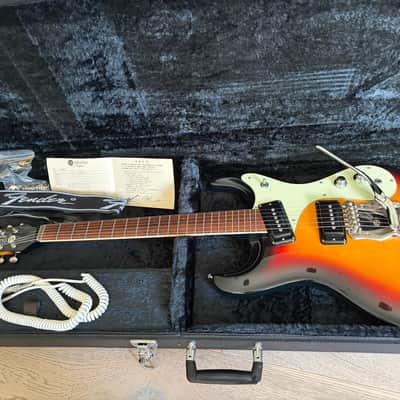 Mosrite Of California The Ventures Sunburst Vibramute Tremolo Japan OHSC MIJ image 2