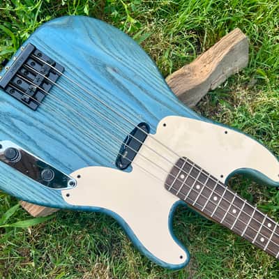 TW Basses Royal 54 Precision Bass 2020’s - Blue/Coral Blue Ash image 15