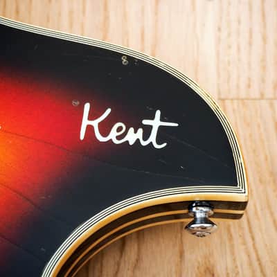 1960s Kent Model 820 Vintage Electric Guitar Japan Kawai Flame Maple 100% Stock image 10