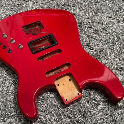 1986 MIJ Charvel Jackson Model 4 Ferrari Red Guitar Body JE-1200 Loaded Bild 5