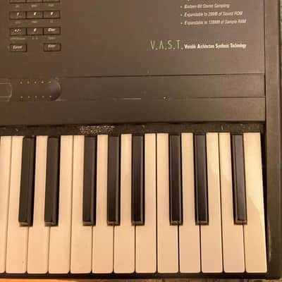 Kurzweil K2500S 73-Key Digital Workstation Synthesizer image 3