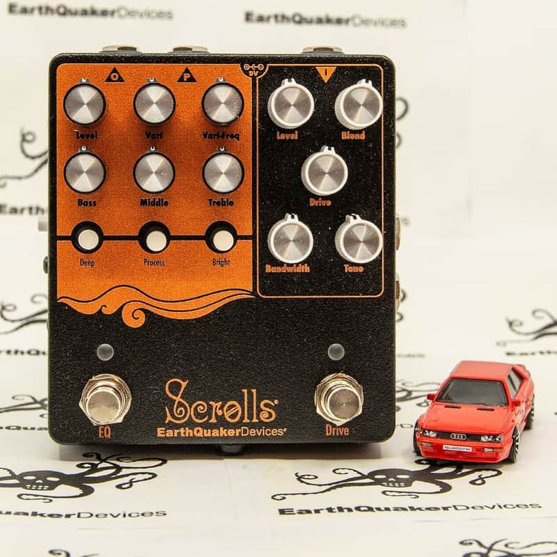 Earthquaker Devices Scrolls V1 Bass Odyssey and DI Pedal | Reverb