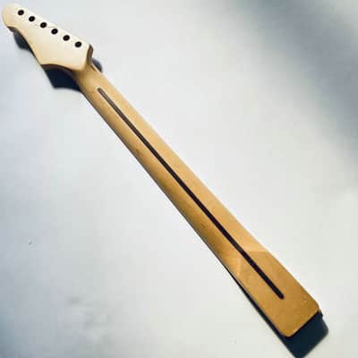 Maple Guitar Neck with Maple Fingerboard 22 Frets image 4