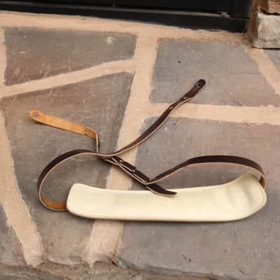 Rickenbacker Bobby Lee Leather Guitar Strap image 5