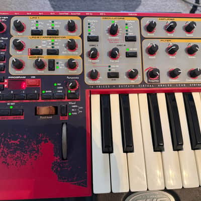 Nord Lead 2 49-Key 16-Voice Polyphonic Synthesizer image 9