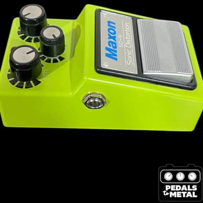 Maxon SD-9 Sonic Distortion 2010s - Neon Green - X17924 image 4