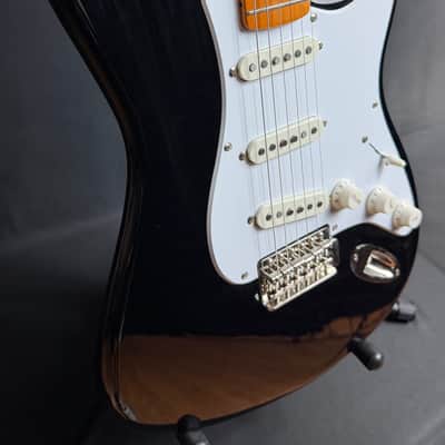 Squier Classic Vibe 50's Stratocaster Electric Guitar Gloss Black Finish image 5