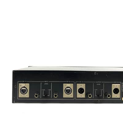 Yamaha Q2031A Dual-Channel Graphic Equalizer - Black TGHM image 7
