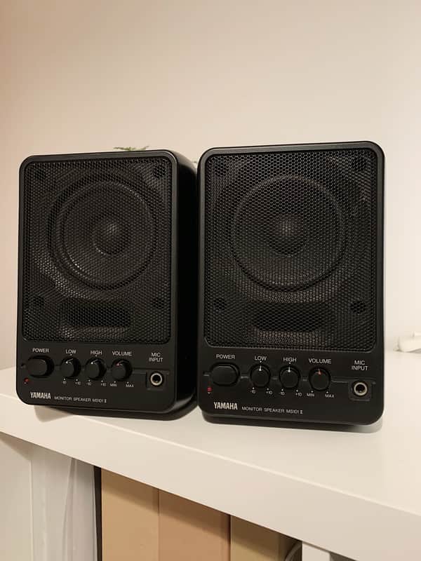 Enceintes Monitoring Yamaha MS101 II – Noires, 30W, Très Bon état
