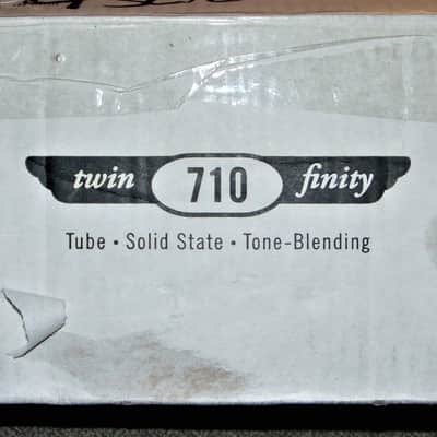Universal Audio UA 710TF Twin-Finity Tube/Solid State Blending Mic Preamp w/DI Original Box image 10