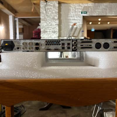 Avid Pro Tools MTRX Studio image 4