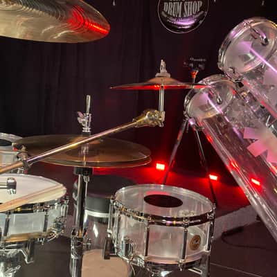 Pearl/Sabian Chad Smith's Red Hot Chili Peppers, World Tour, Complete 10-Piece Drum Set with Cymbals 2011 - Clear image 13