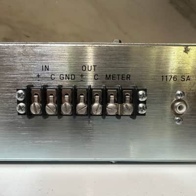 Universal Audio 1176AE Anniversary Edition Limiter 2009 - Black / Blue Stripe image 10