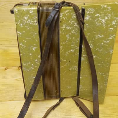 Milano 69l Piano Accordion image 6