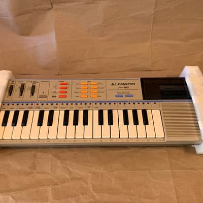 Liwaco LW-80 1980s - Grey 32key Keyboard Synthesizer Japan Casio PT-82 clone EC in box image 17