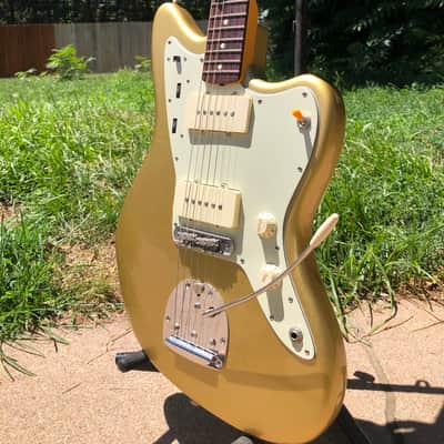 2008 Aztec Gold Fender American Vintage "Thin Skin" '62 Jazzmaster image 10