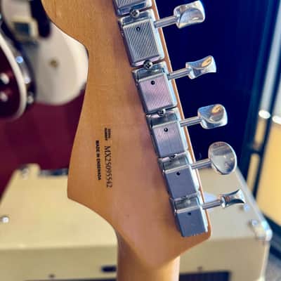 Fender LIMITED EDITION VINTERA® II ROAD WORN® '60S STRATOCASTER® 2025 - Black image 7