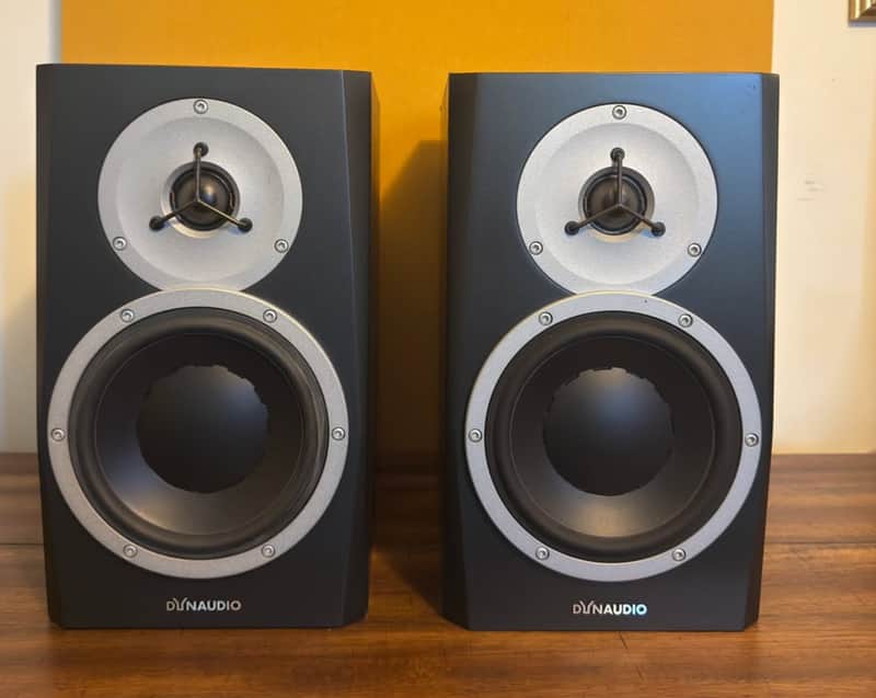 Dynaudio BM5 MkIII 100-Watt Active 5" Studio Monitor Speaker - Pair