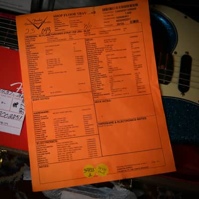 Fender USA Custom Shop 62 Flamethrower Stratocaster Relic Blue Sparkle image 4