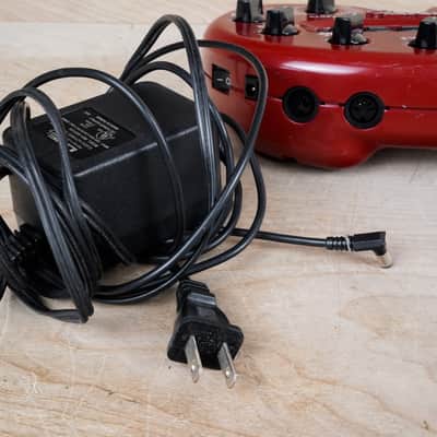 Line 6 POD Multi-Effect and Amp Modeler 2000 Red w/ Power Supply image 8