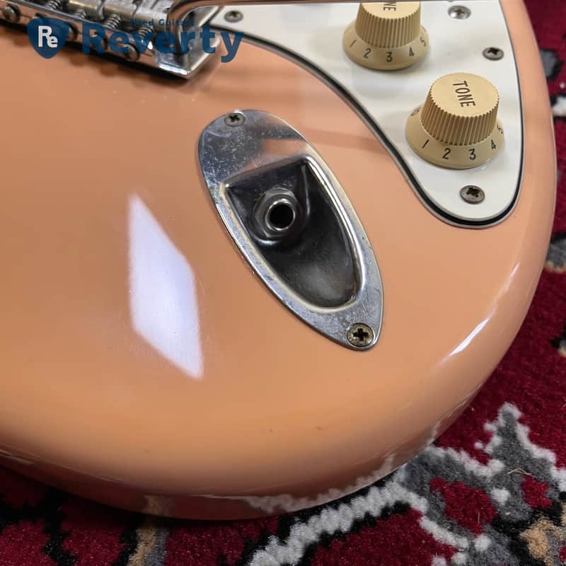 Fender Japan ST62M '62 Reissue Stratocaster Shell Pink 1993–1994