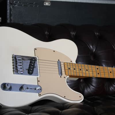 Fender Telecaster 2014  - White image 5
