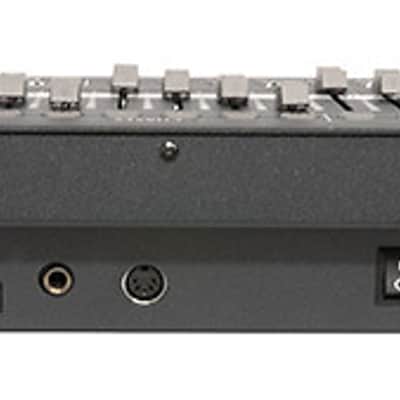 CHAUVET OBEY 70 Universal DMX Rackmount Light Controller image 2