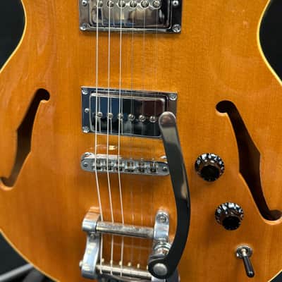 Hamer USA Newport - 2000 - Vintage Natural w/OHSC image 3
