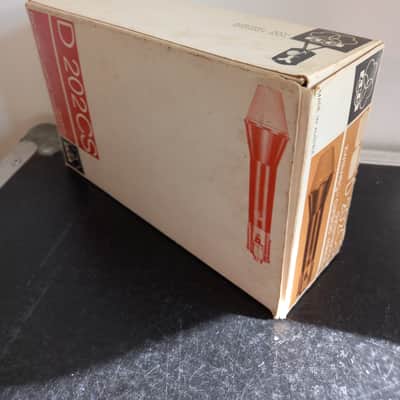 MINT vintage AKG D202 CS dynamic cardioid microphone - 1960s - Still in original box image 7