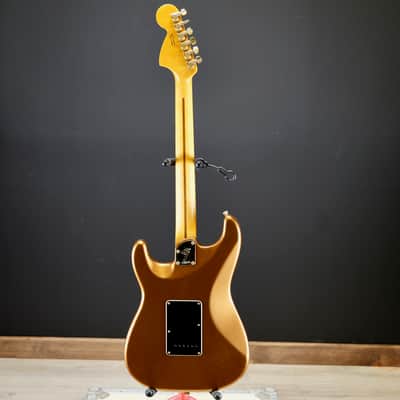 Fender Bruno Mars Stratocaster Maple Fingerboard Mars Mocha image 10