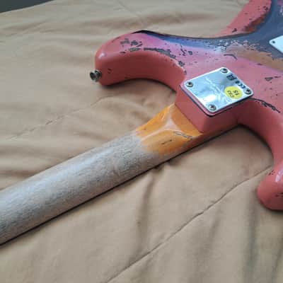 Fender Custom Shop '65 Stratocaster Super Heavy Relic Tahitian Coral Over Sunburst image 15