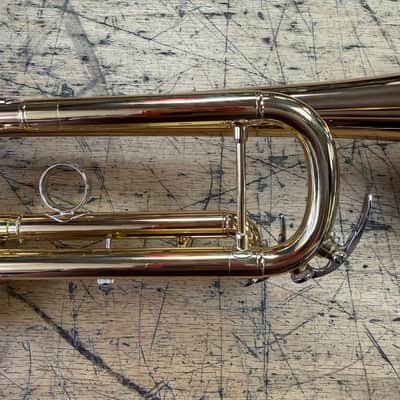 Used Yamaha YTR-6335RC Commercial Professional Bb Trumpet with Case image 5