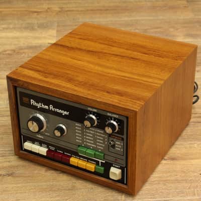 ROLAND TR-66 Rhythm Arranger [472913] (04/01)