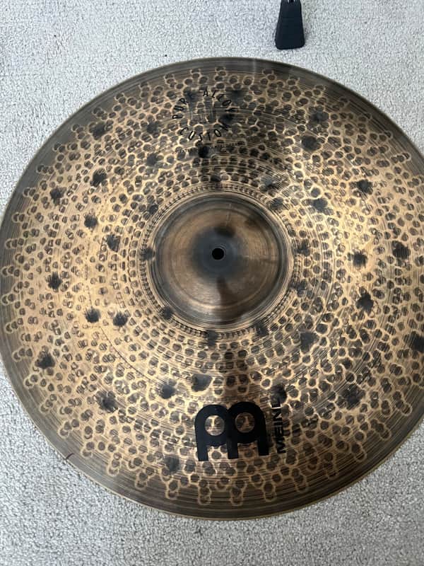 Meinl 20" Pure Alloy Custom Extra Thin hammered **small crack** image 1