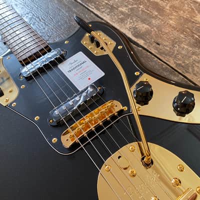 Fender Japan Traditional 2025 Ltd Edition Collection '60s Jaguar Black Pearl w/ Matching Headstock image 5